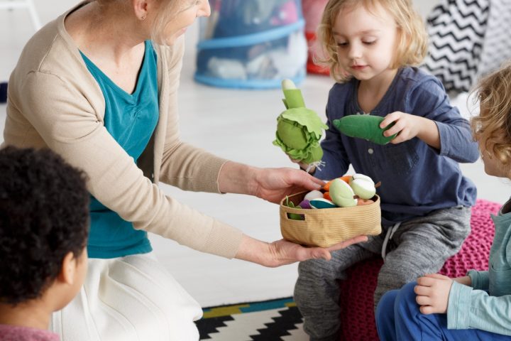 Kids and plush toys